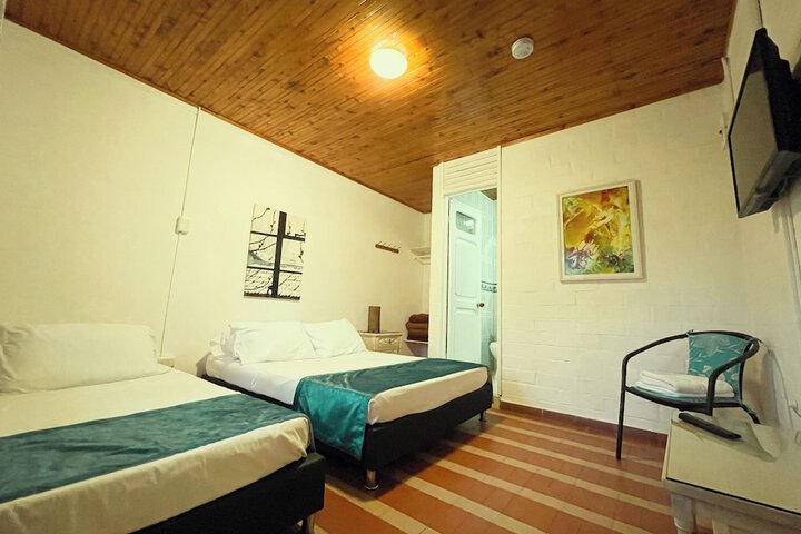 Room 45 of 123