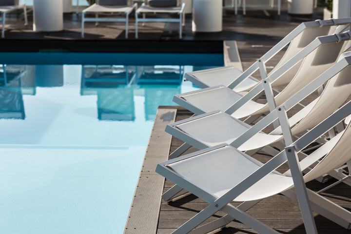 Pool 42 of 72