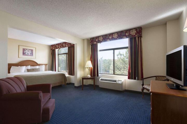Standard King Bed Accessible (7 of 13)
