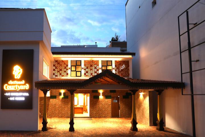 Chetinaad Courtyard Gandhipuram