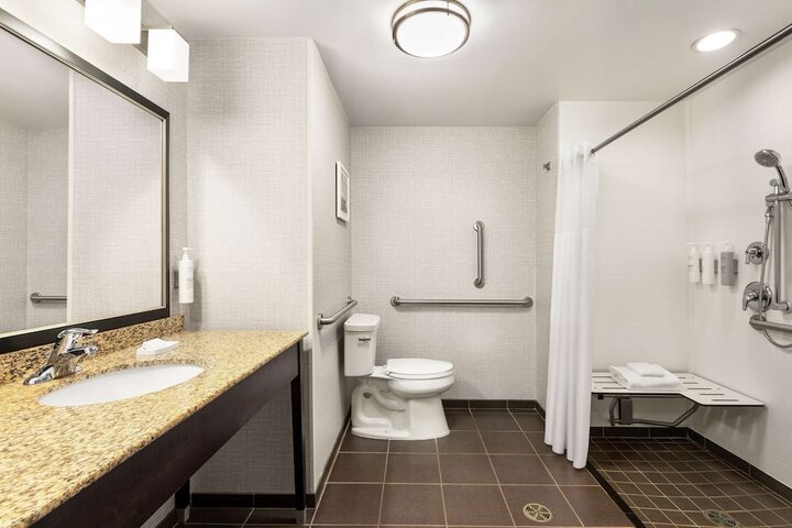 Bathroom shower