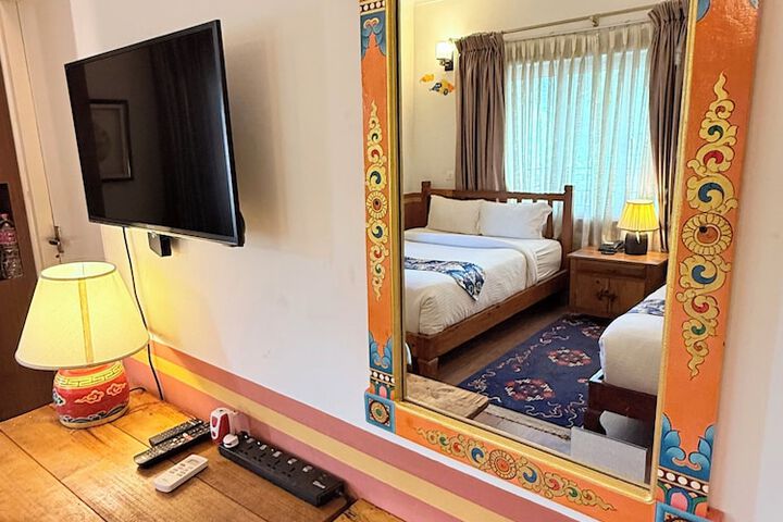 Room 148 of 214
