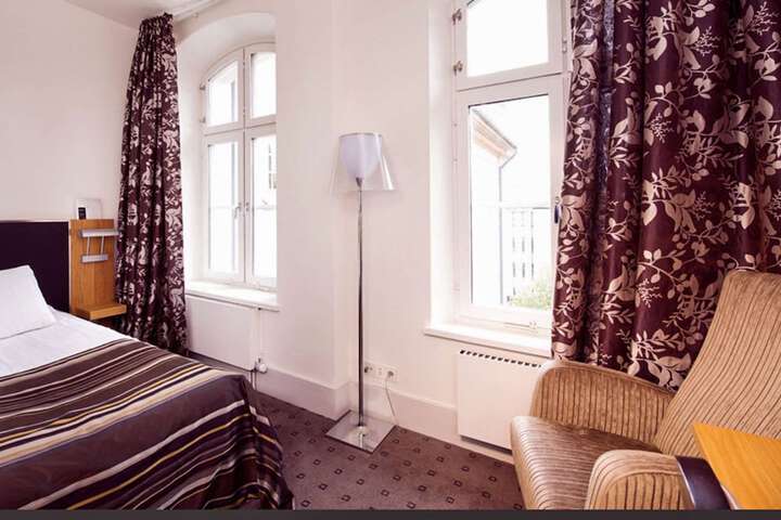 Room 20 of 45