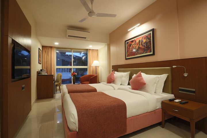 Room 7 of 36