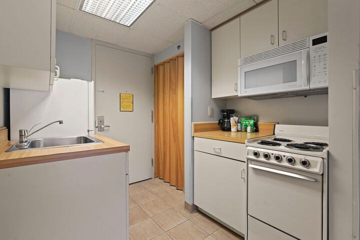 Room 12 of 59