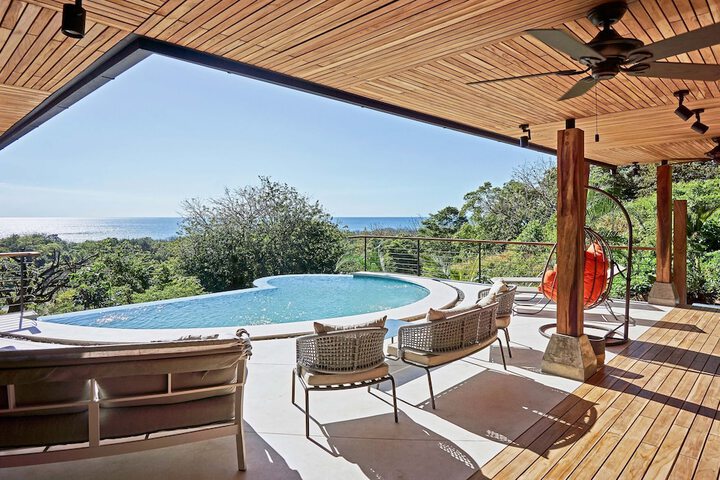 Pool 196 of 294