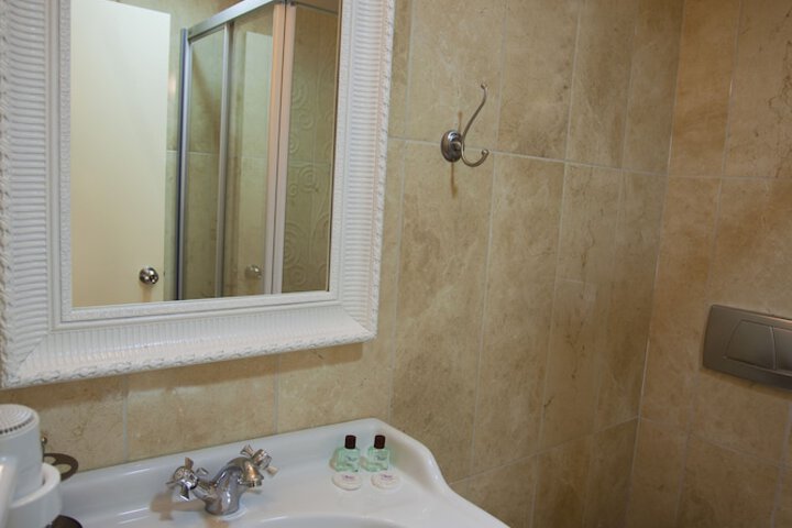 Clean Restrooms