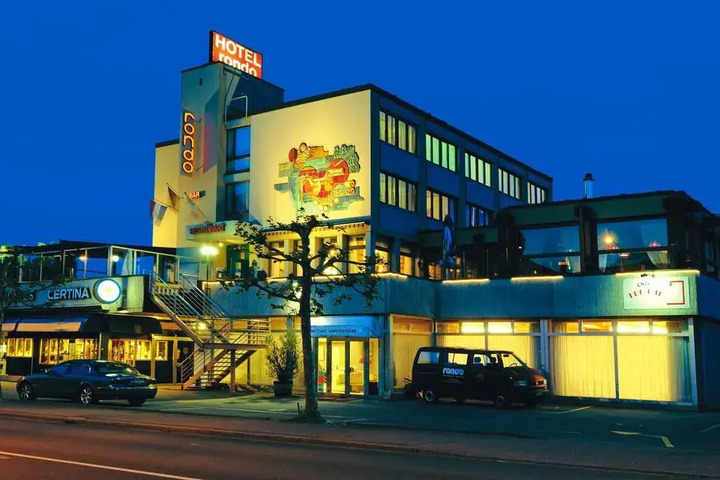 HOTEL RONDO AG