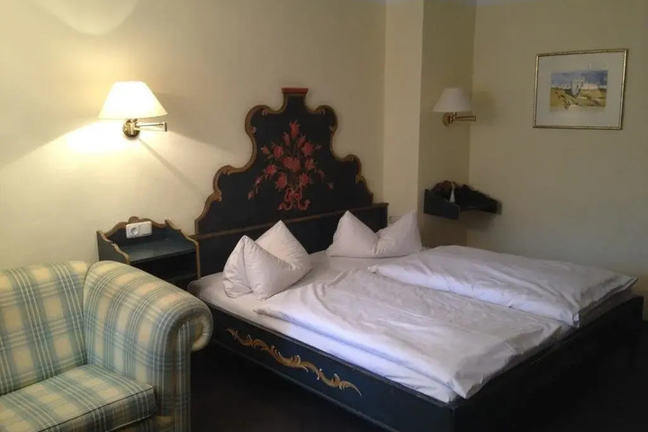 HOTEL CARRERA