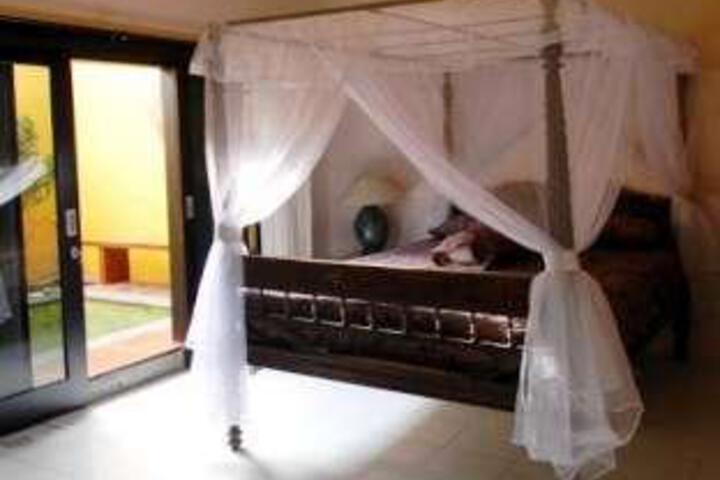 Room 3 of 5