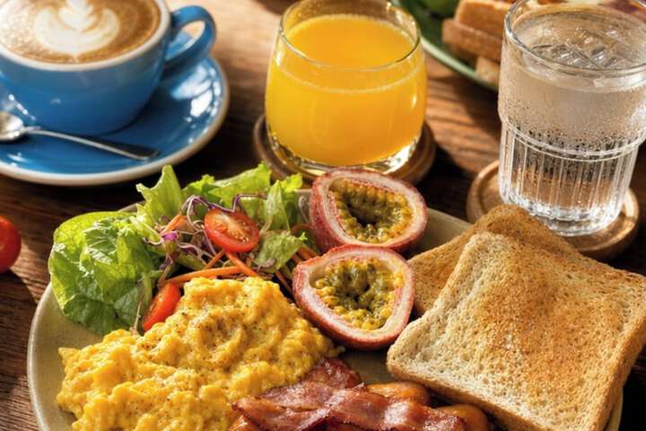 Breakfast meal