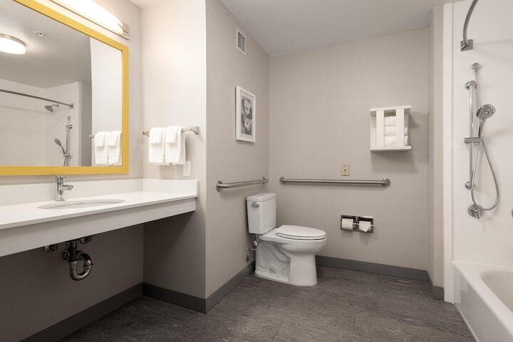 Bathroom shower