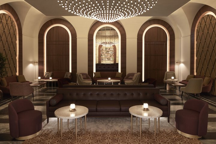 Lounge 80 of 116