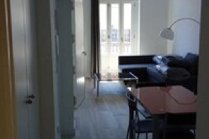 Room 27 of 49