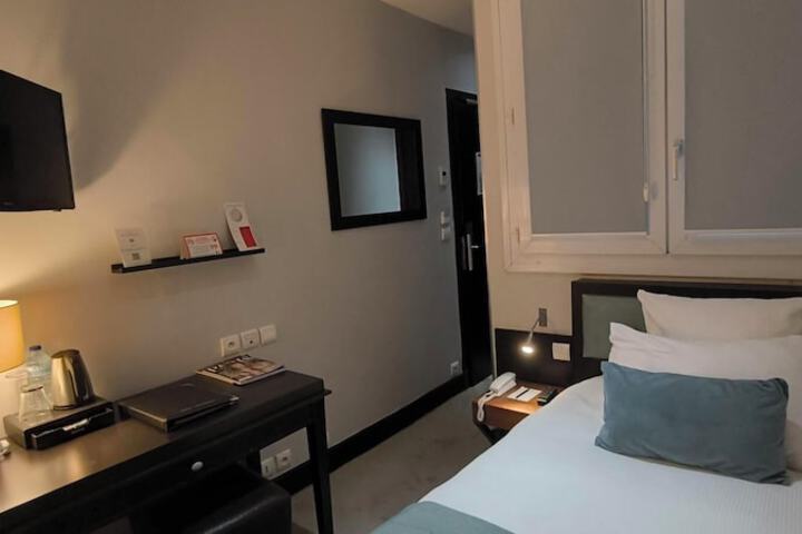 Room 29 of 51