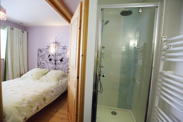 Room 30 of 60