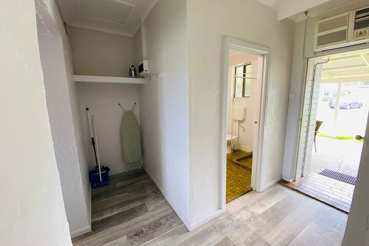 Room 30 of 151