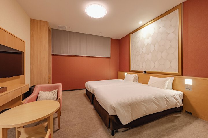 Room 5 of 56