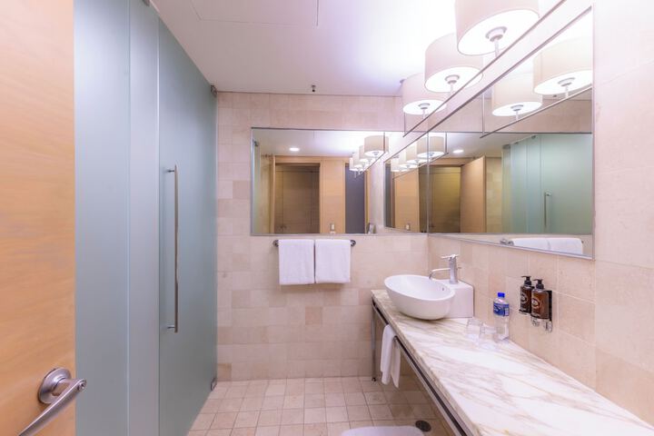 Bath Interior