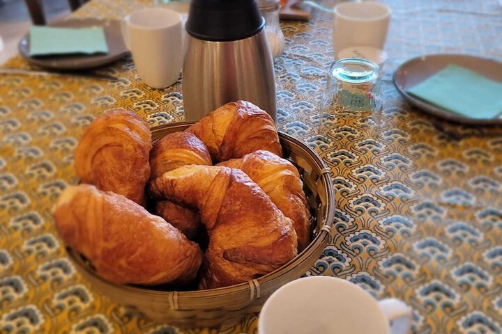 Breakfast/Coffee Service 46 of 51