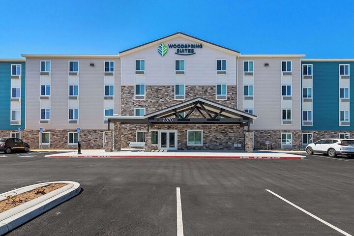 Woodspring Suites Corona in Corona, CA