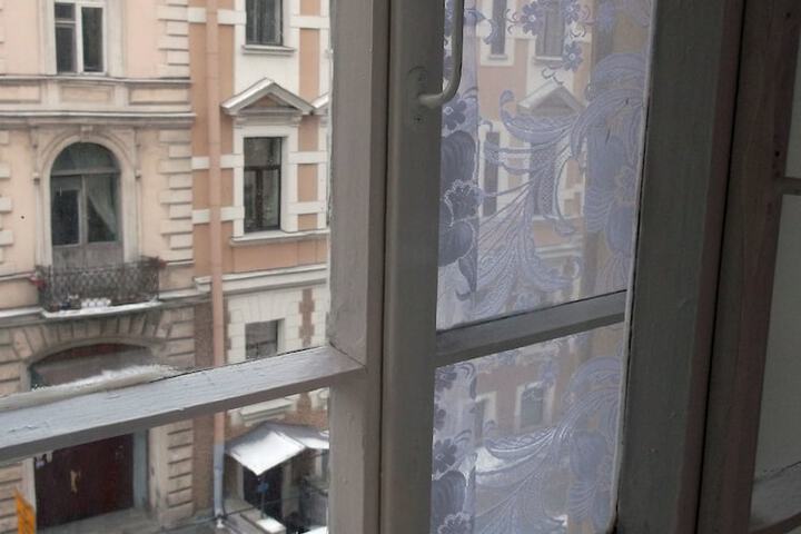 Room 30 of 87