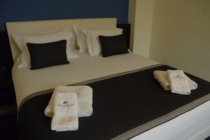 Room 16 of 73