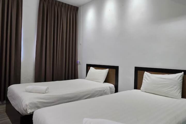 Room 20 of 27