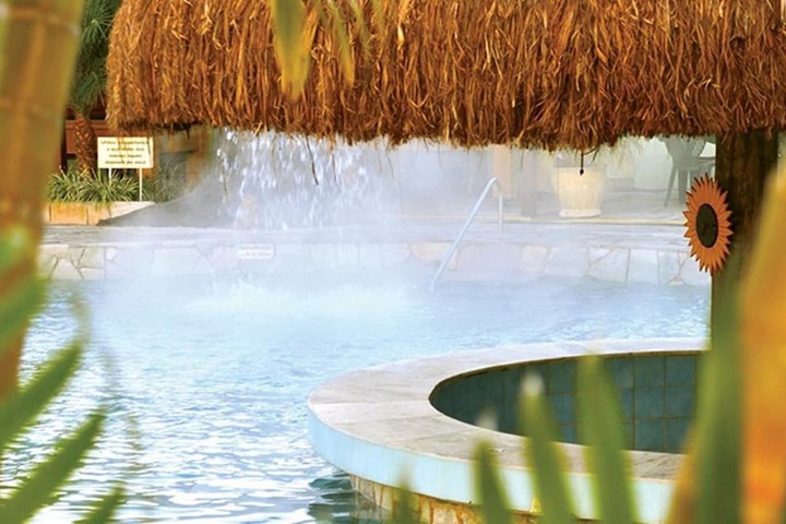 Pool 40 of 78