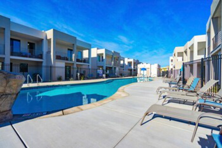 Pool 37 of 63