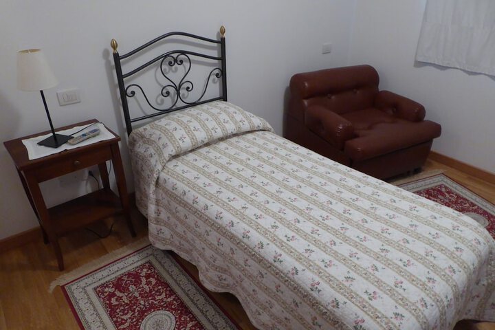 Room 6 of 21