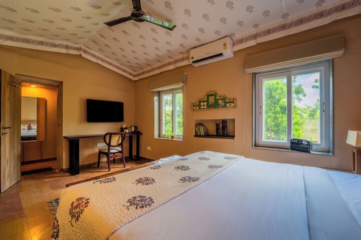 Room 52 of 207