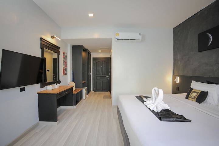 Room 18 of 78