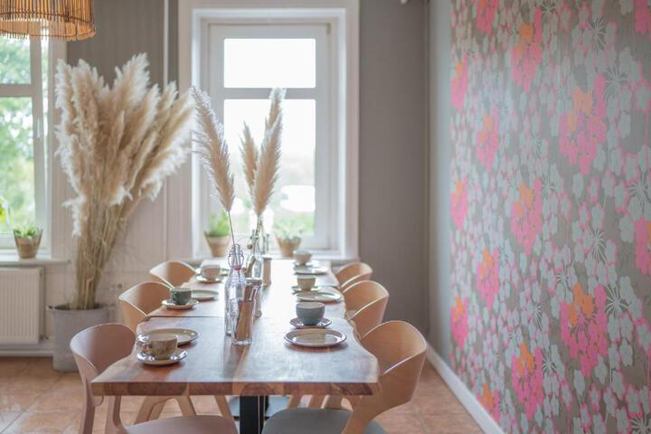 General 65 of 67