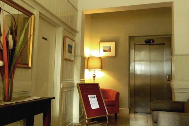 Ballroom/Hall 51 of 58