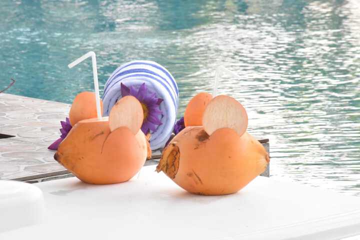 Hotel Pool