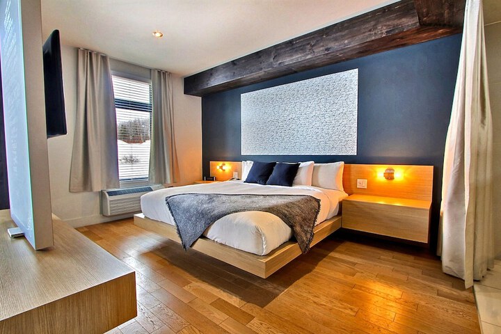 Room 38 of 175