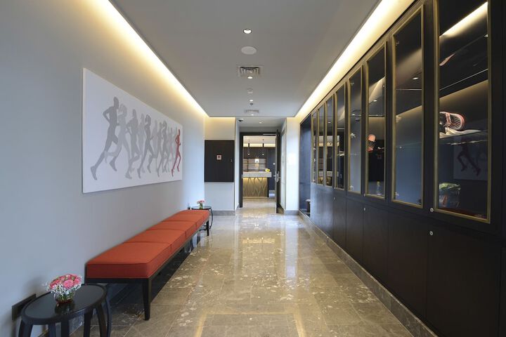 Ballroom/Hall 215 of 243