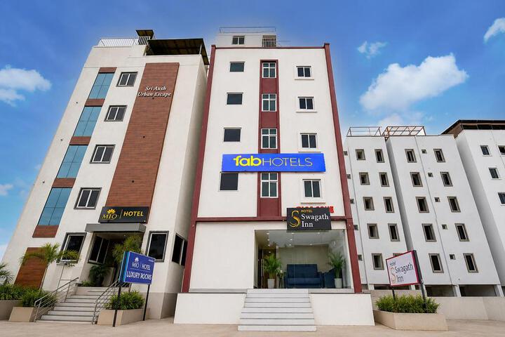 FabHotel Swagath Inn