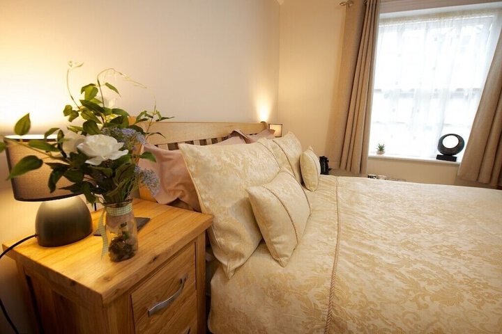 Room 2 of 26