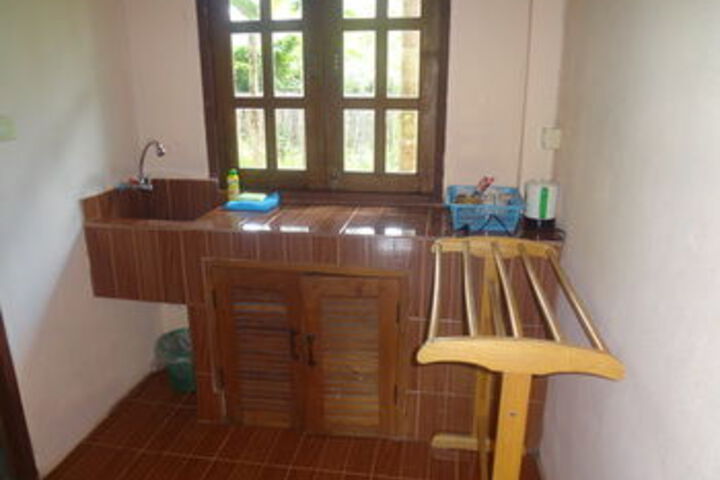 Room 25 of 27
