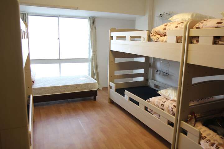 Room 17 of 68