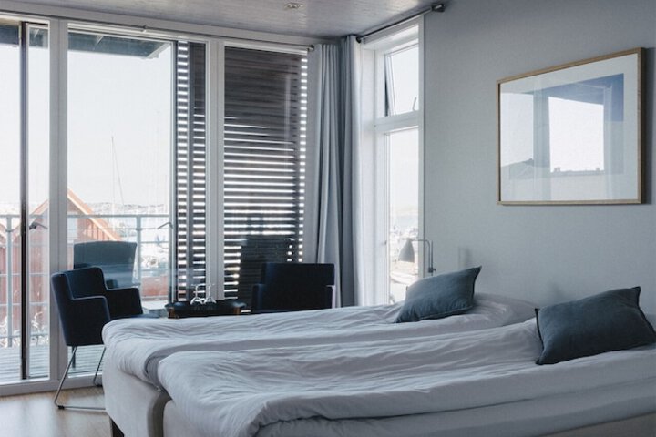 Room 2 of 69