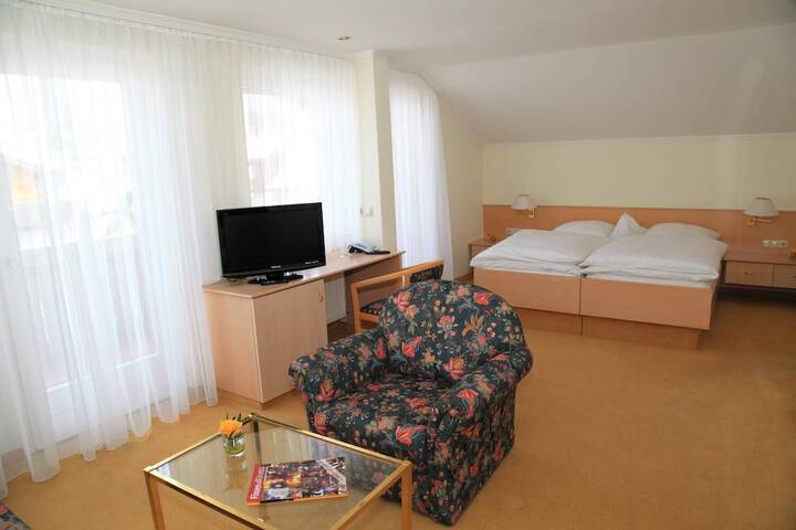 Room 15 of 45