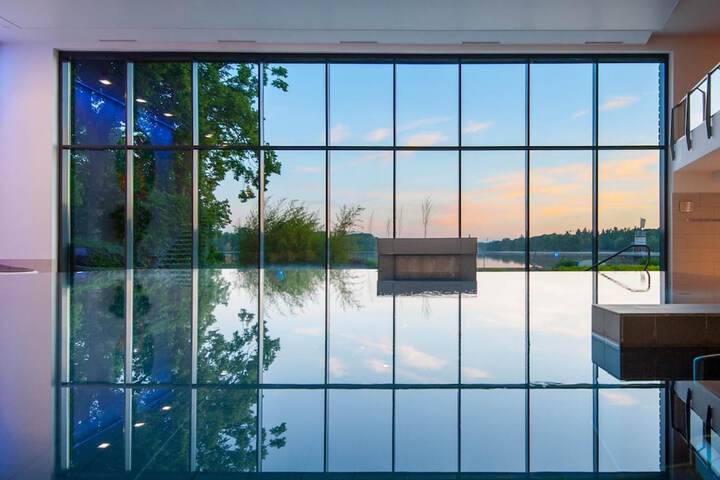 Hotel with Pool