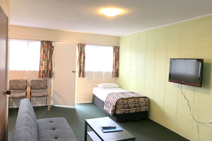 Room 21 of 69