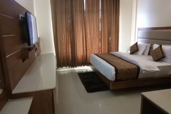 Room 38 of 61