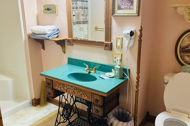 Room 50 of 59