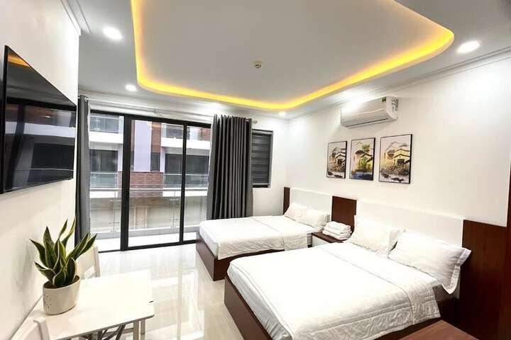 Room 8 of 20