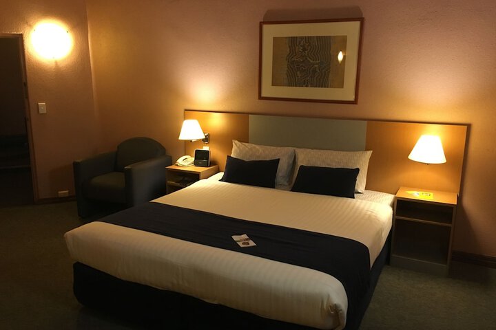 Room 11 of 146